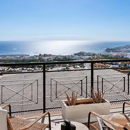 Bentayga Obsidian Apartment *