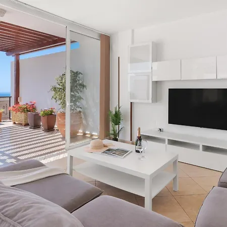 Apartment Bentayga Obsidian *