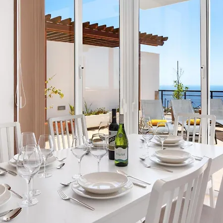 Bentayga Obsidian דירה אדחה